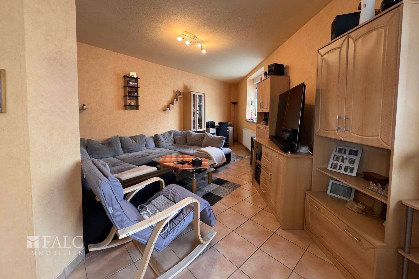 Wohnzimmer im EG - separate Wohneinheit