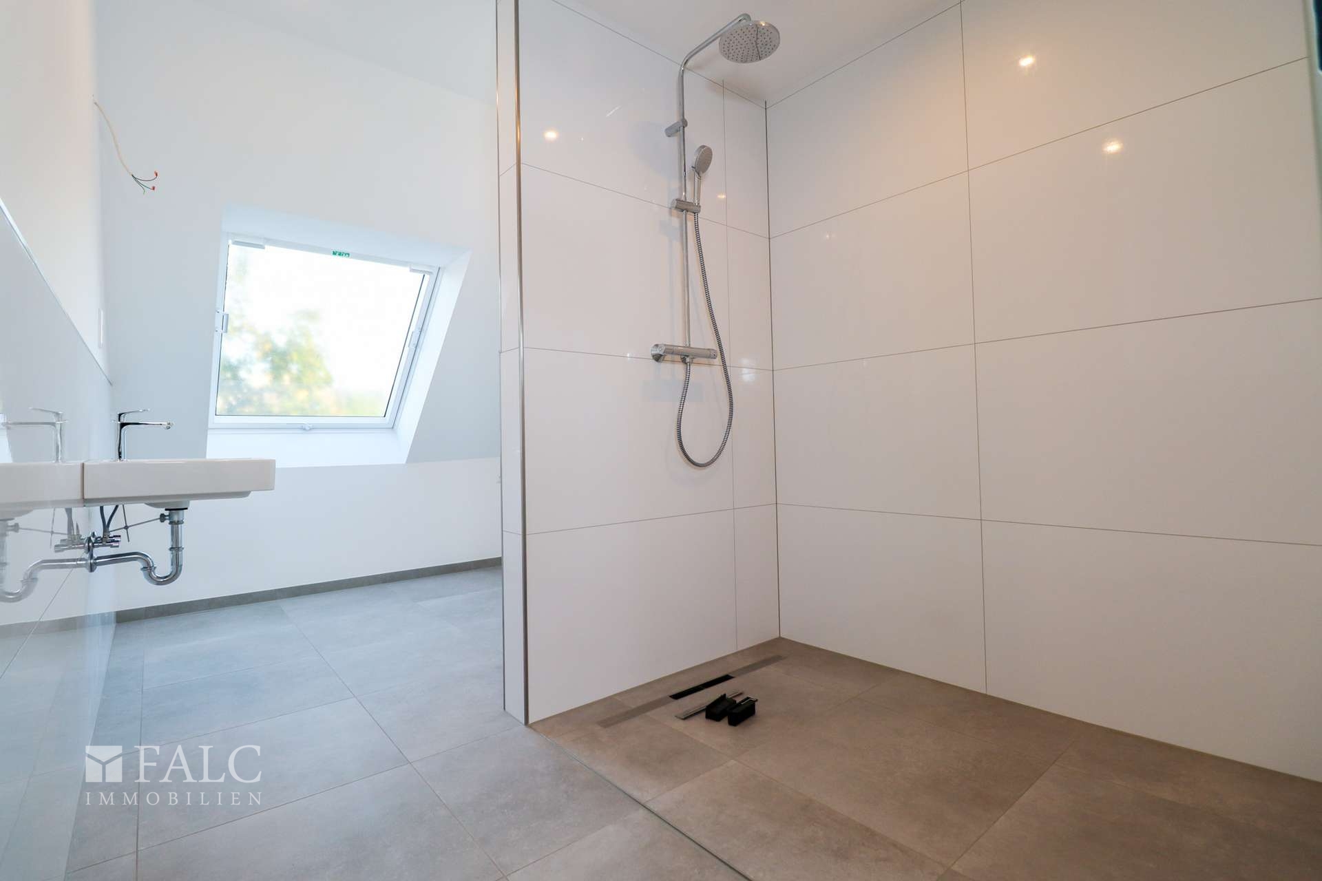 Badezimmer 1.OG