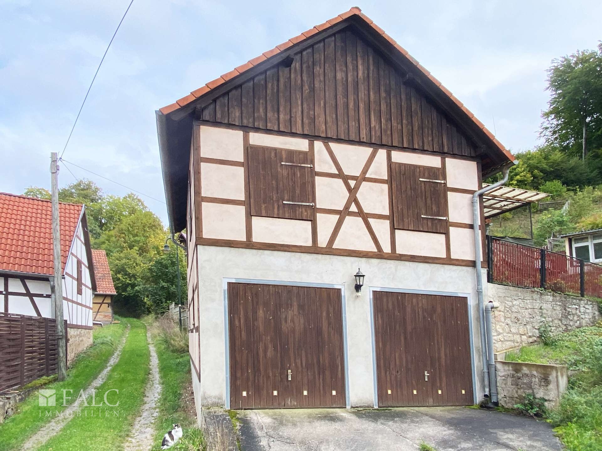 Garagen mit Hobby im OG