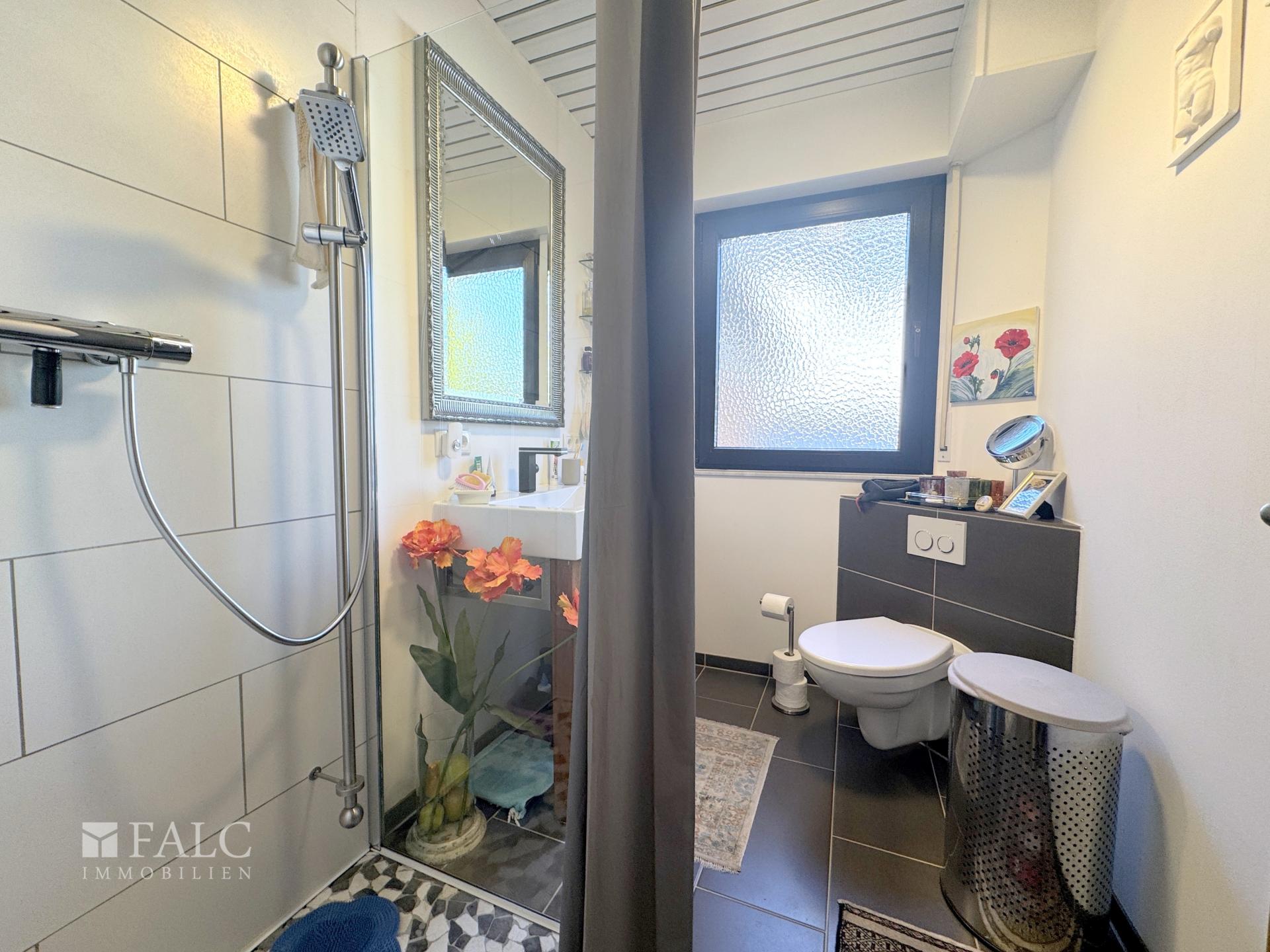 Badezimmer EG