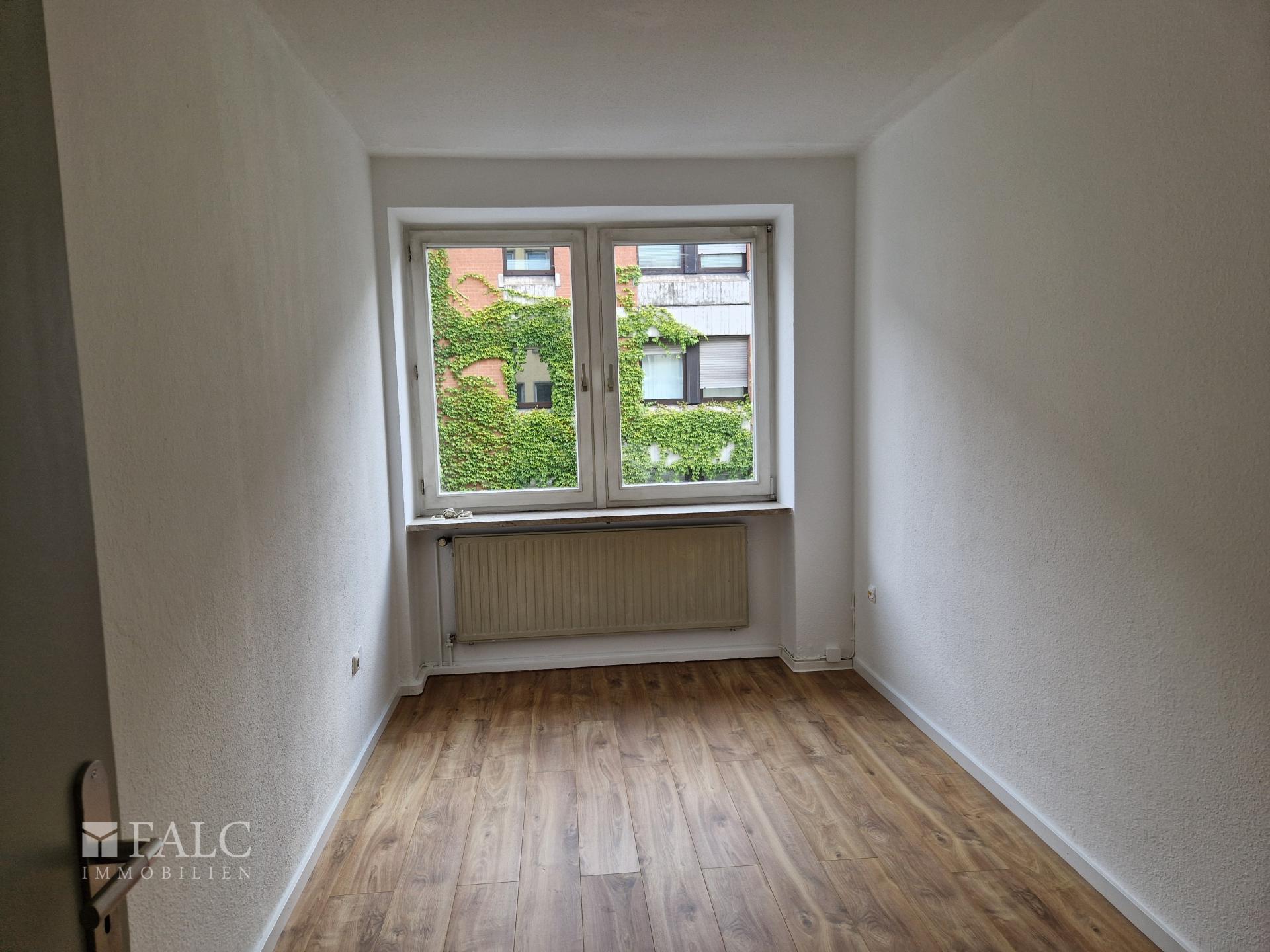 Kinderzimmer / Büro