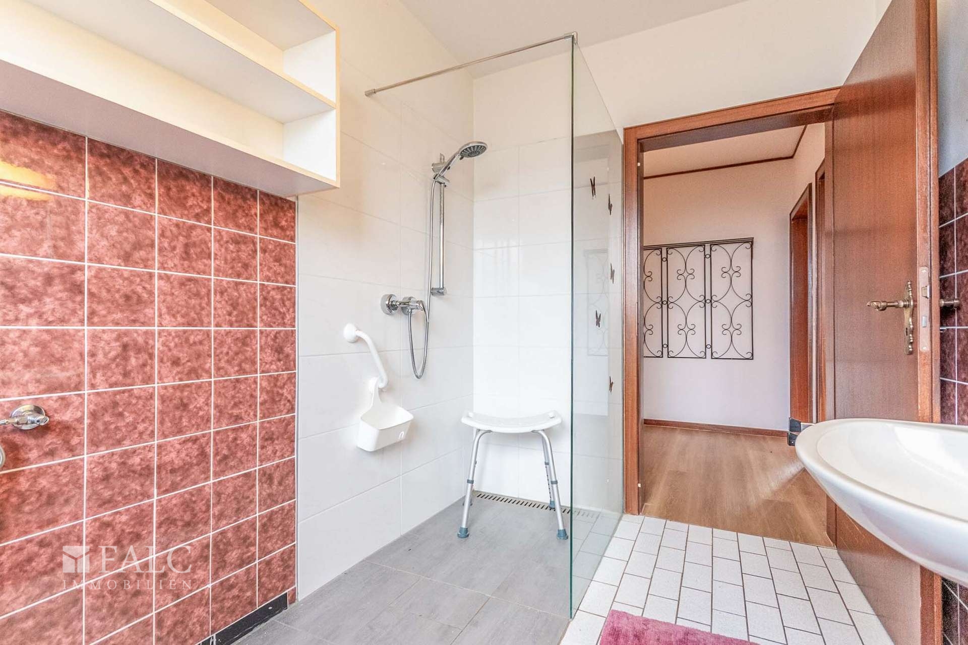 Badezimmer EG