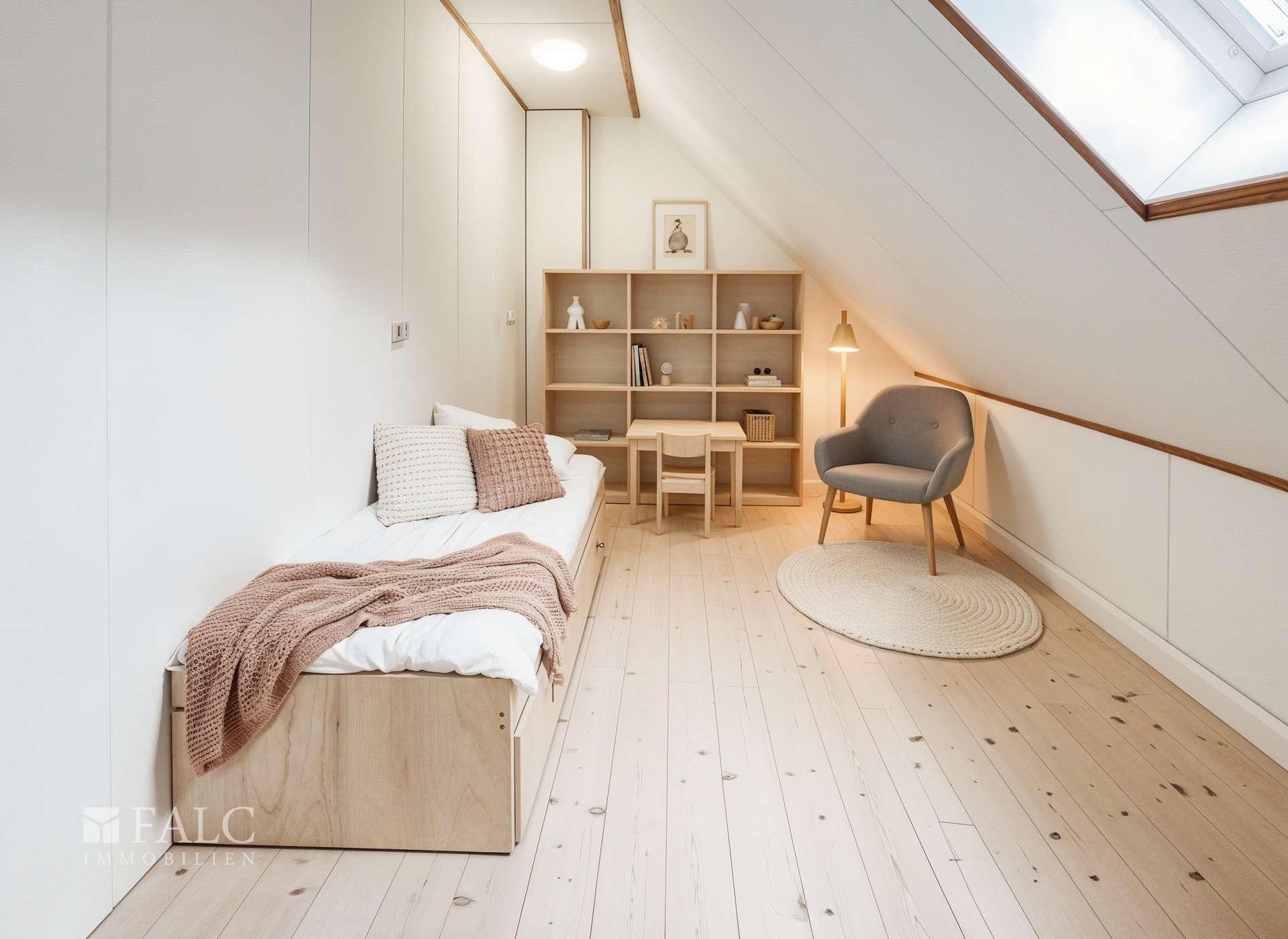 Dachgeschoss Lagerraum - (digitales Homestagig)