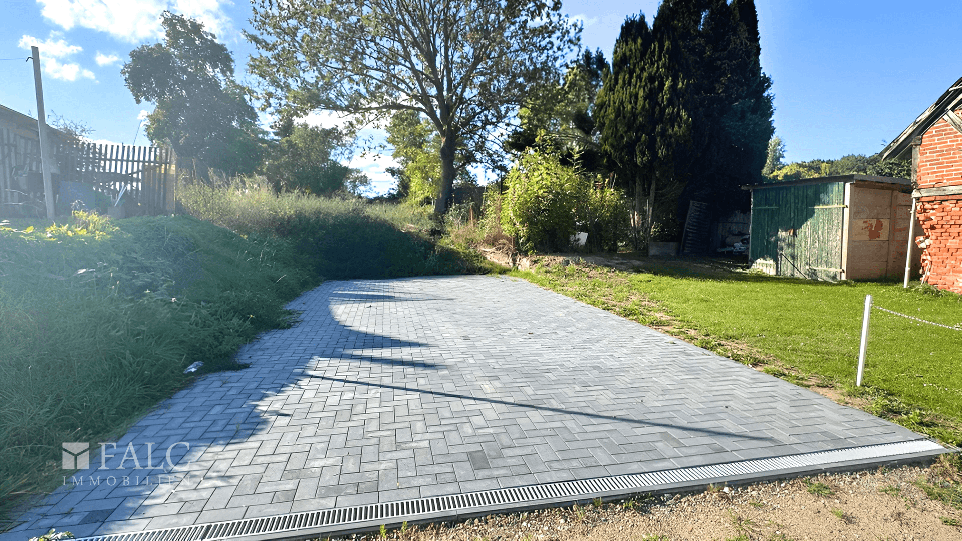 hier entseht das Carport