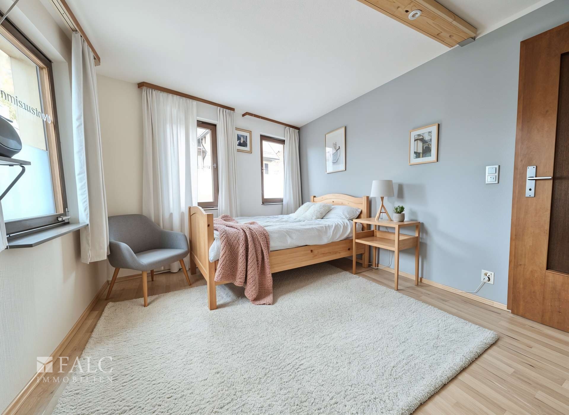 Schlafzimmer EG (Einliegerwohnung, KI)