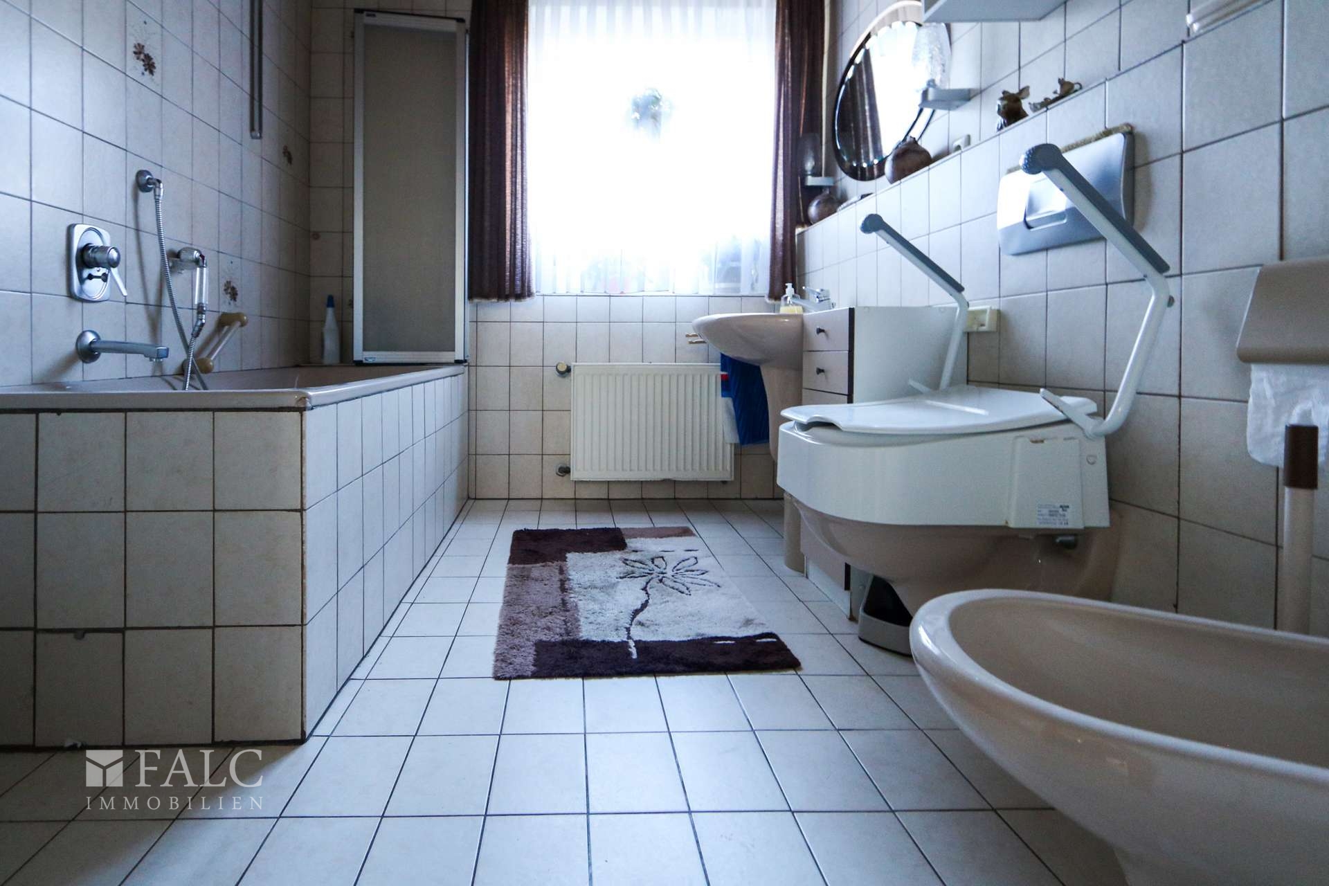 Badezimmer EG