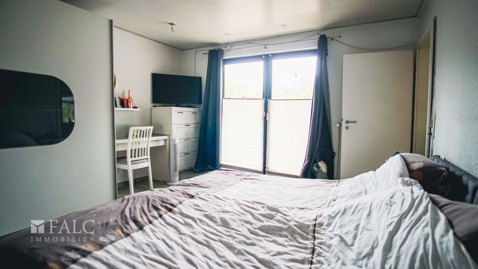 Schlafzimmer mit Bad