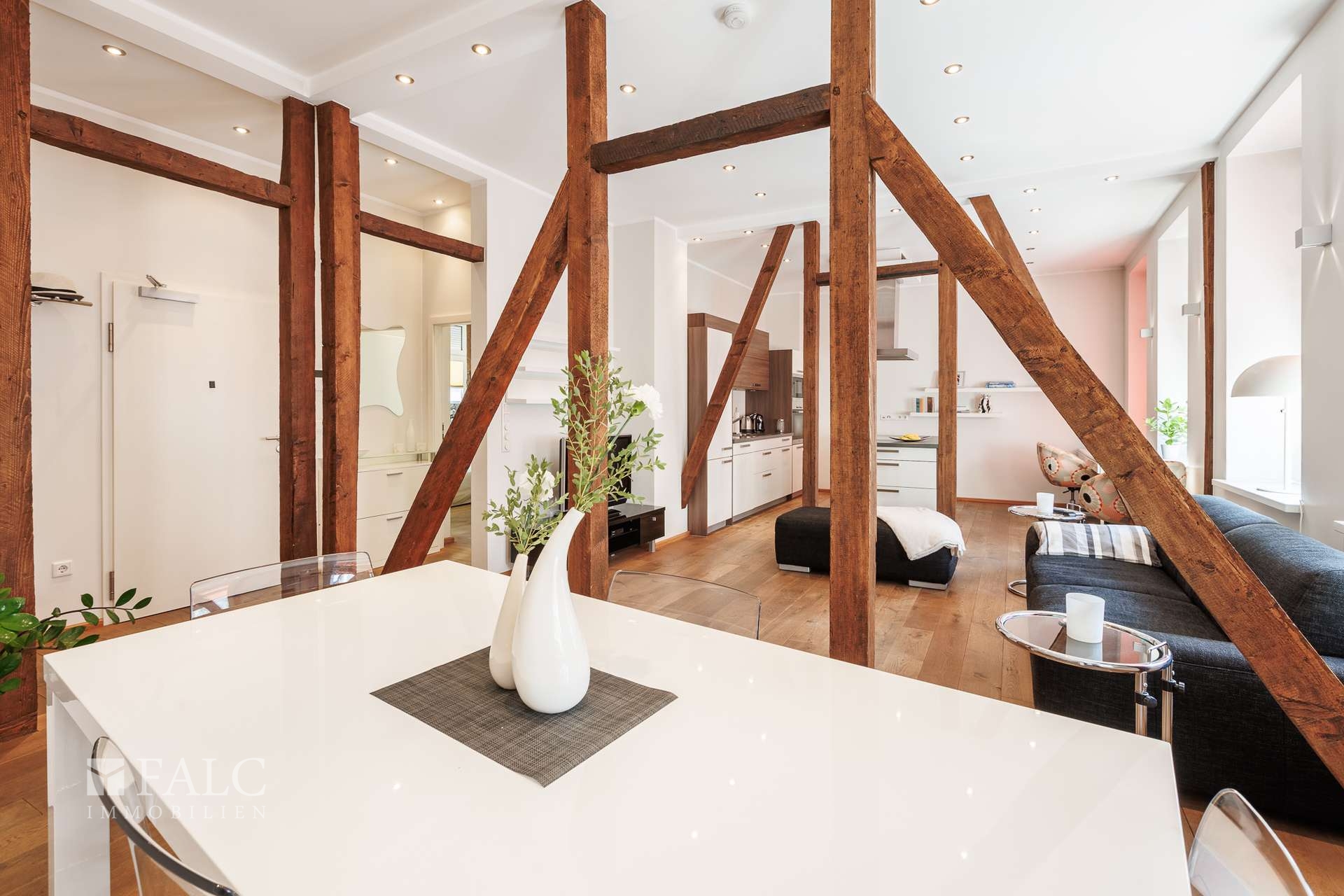 Essbereicht Richtung Küche IOG