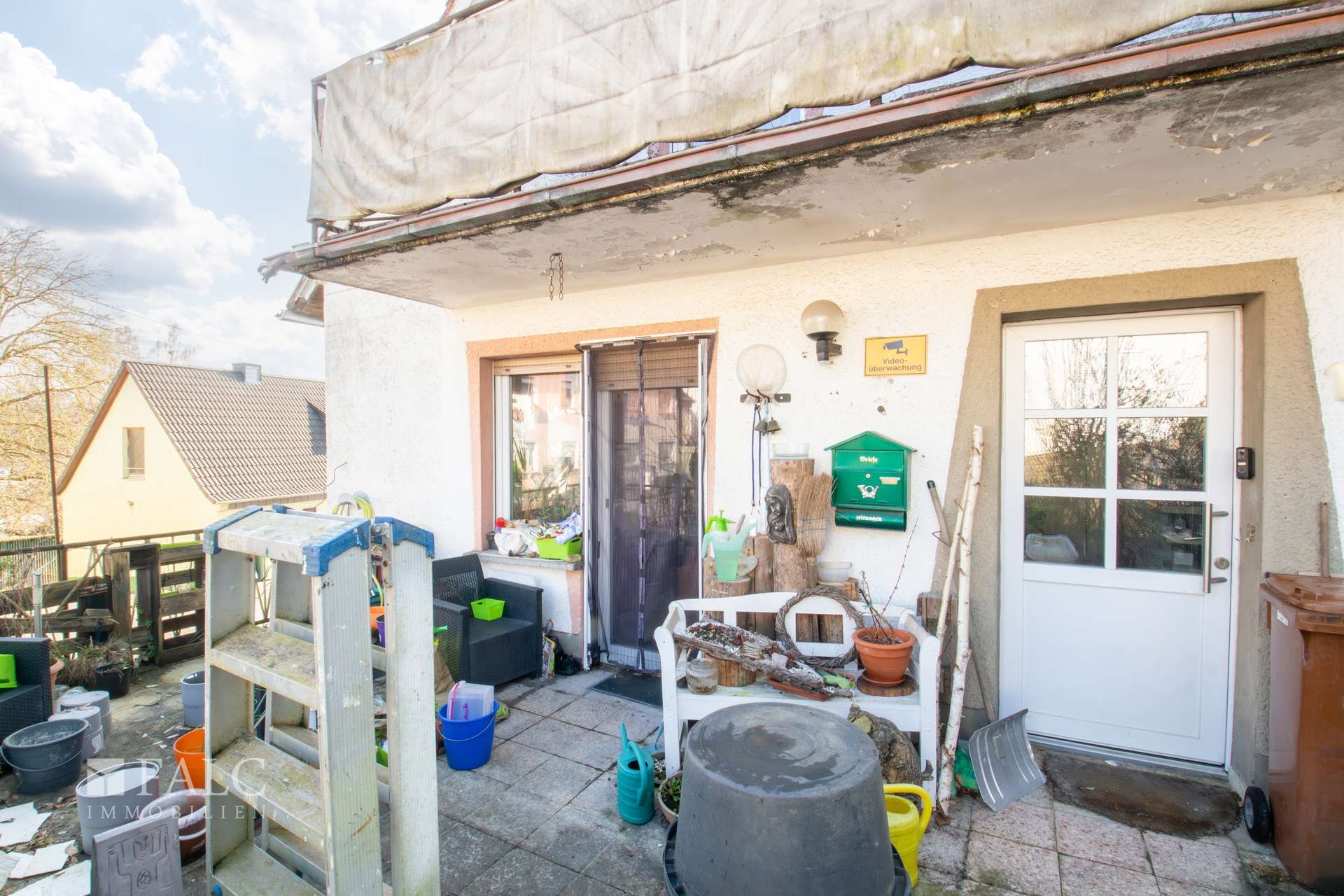 Terrasse / Eingangsbereich