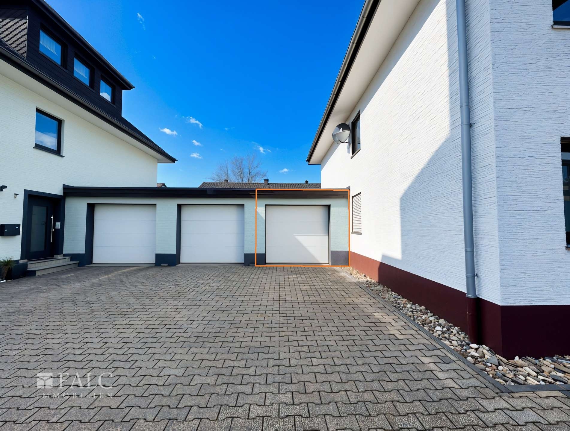 7bd9afdb-5d94-4a51-8c04-9fa38b93e10b