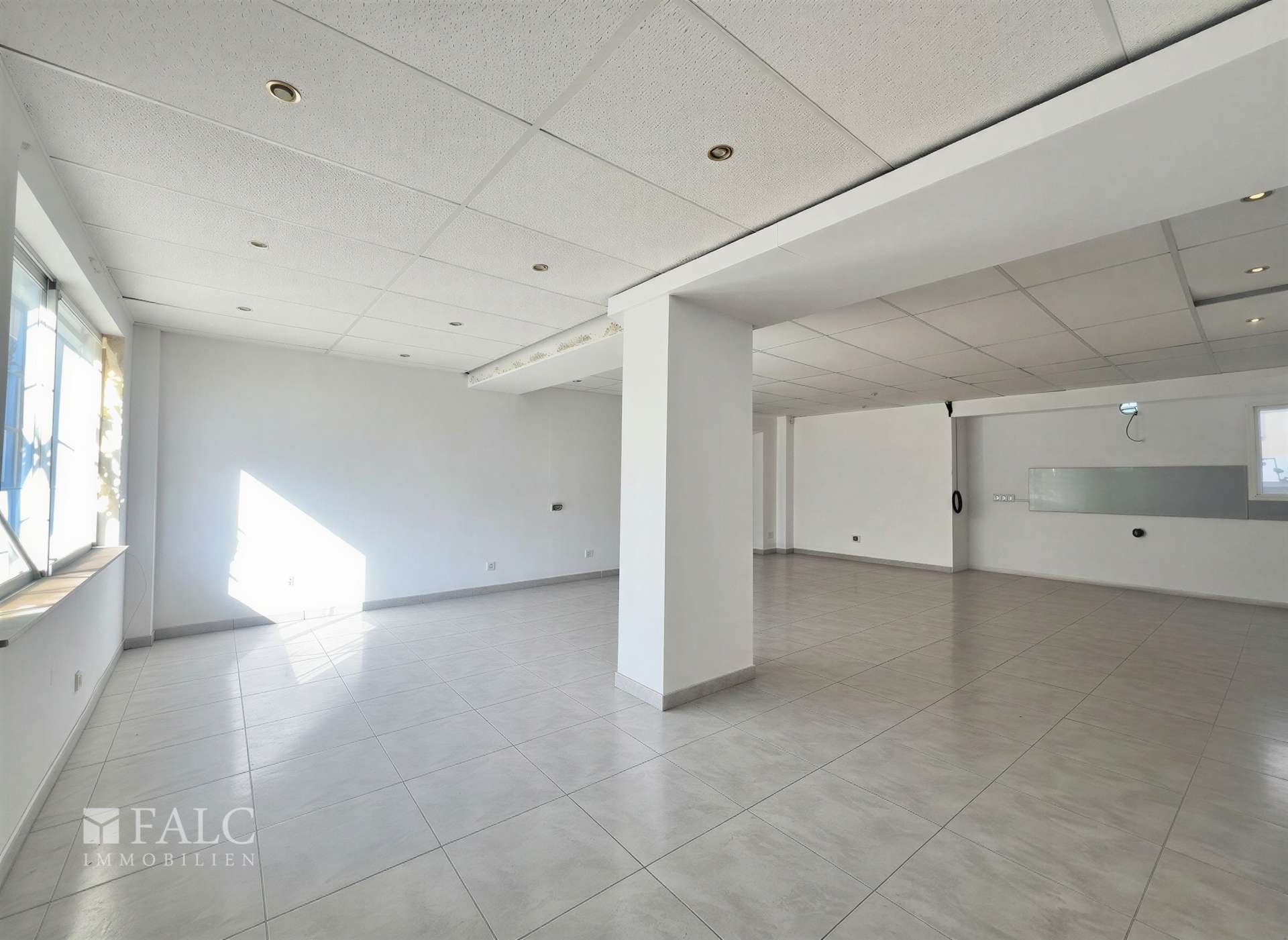 Raum 1 Erdgeschoss - (KI generiert)