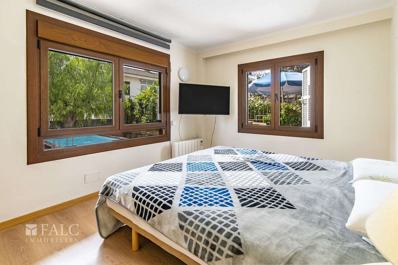 apartment-cala-estancia-12