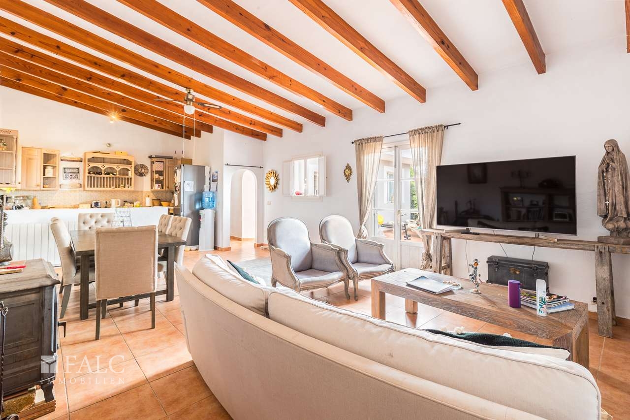 finca-santa-maria-del-cami-12