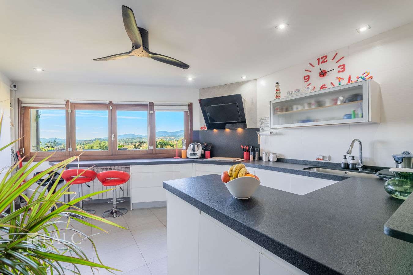 doppelhaushaelfte-campanet-10