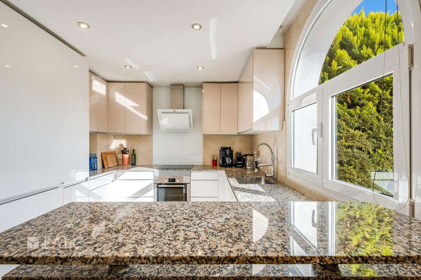 villa-camp-de-mar-16