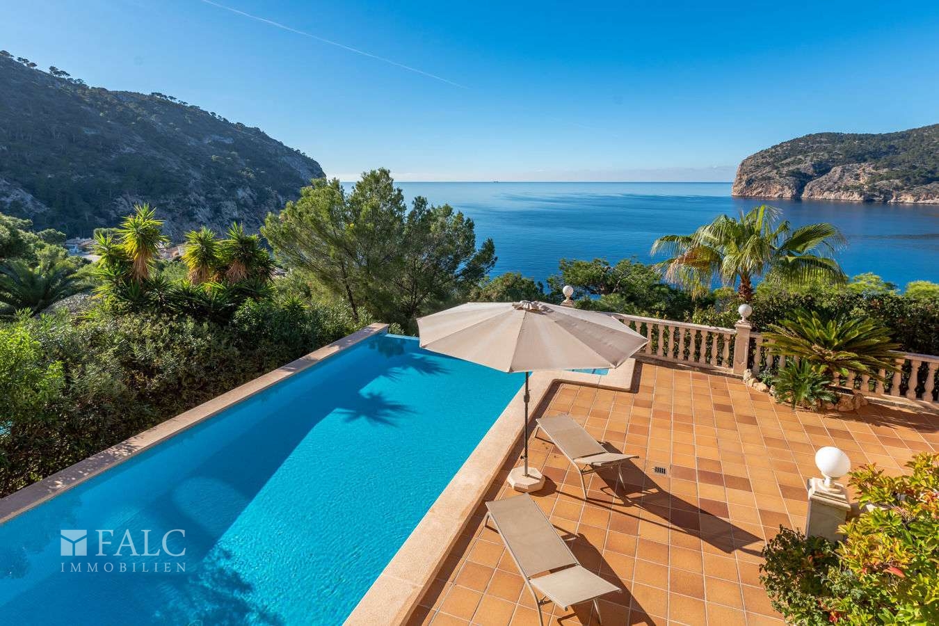 villa-camp-de-mar-29