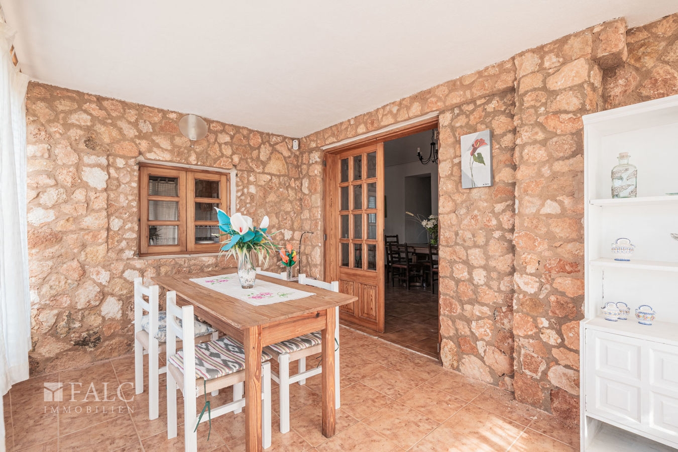 finca-colonia-de-sant-jordi-9