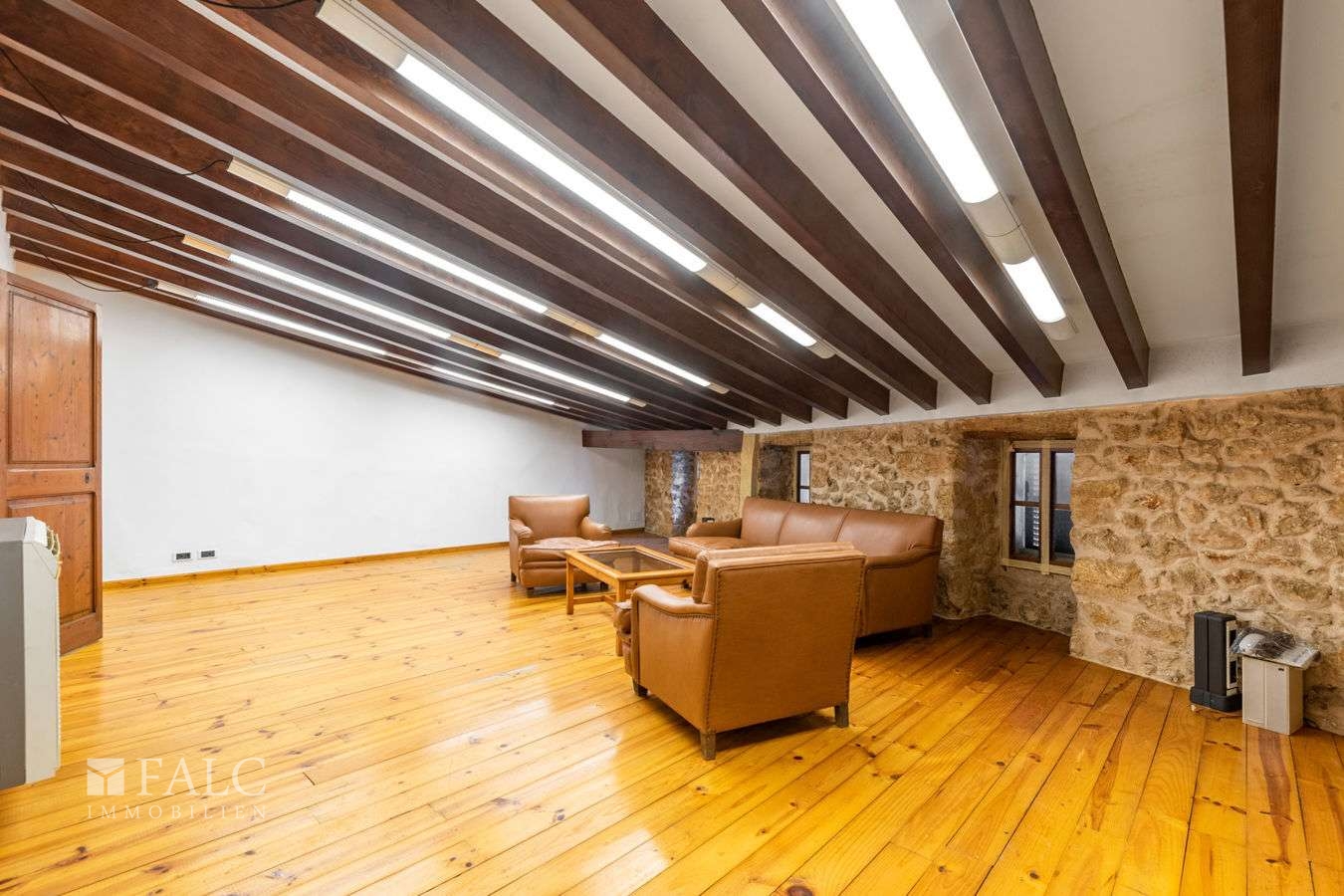 stadthaus-puerto-pollensa-10