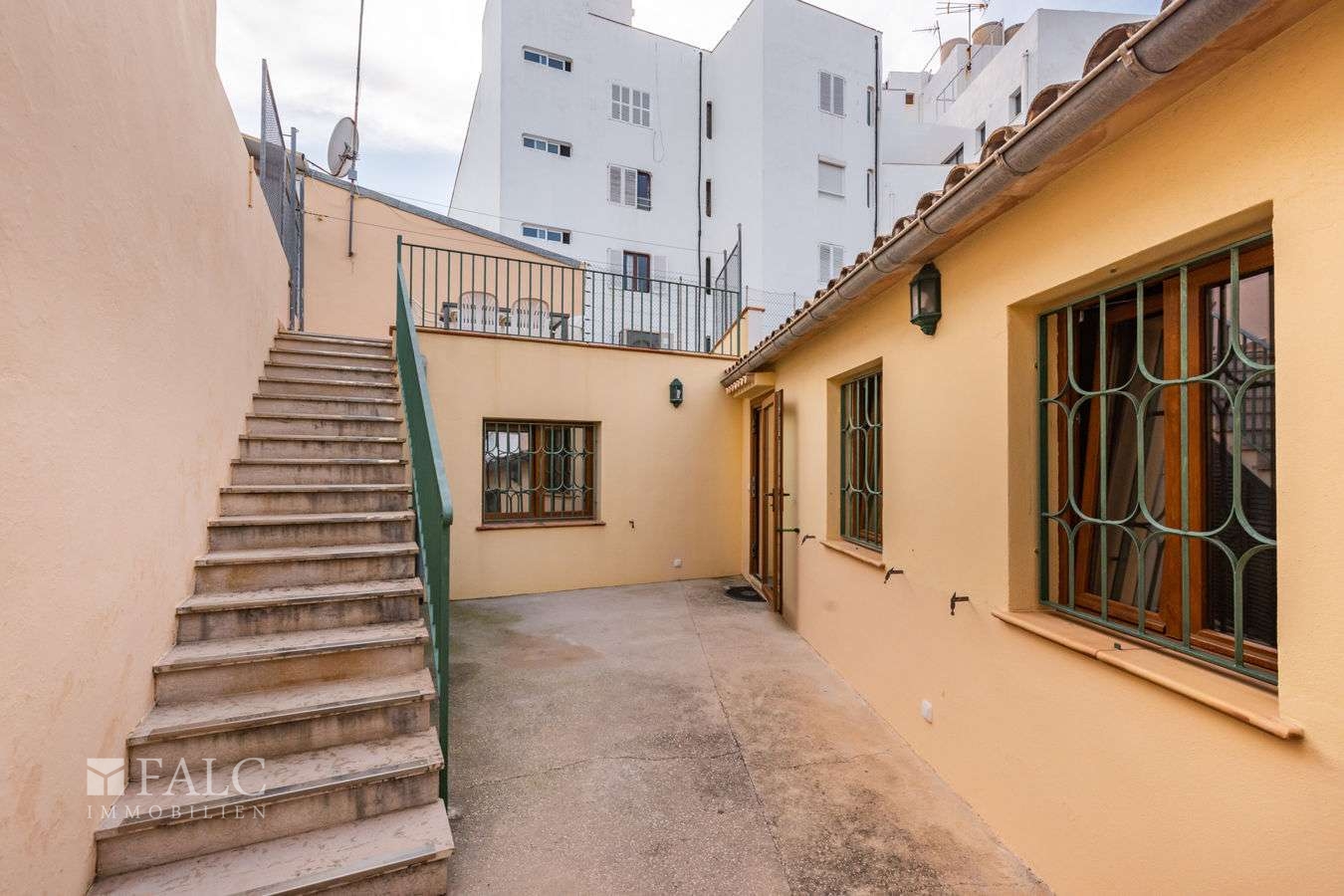 stadthaus-puerto-pollensa-16