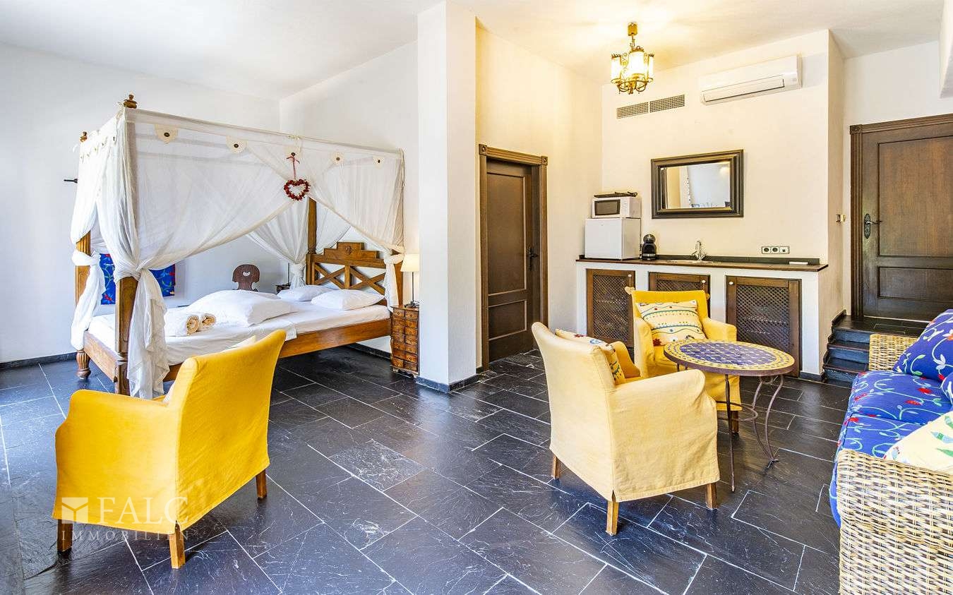 villa-costa-de-la-calma-10