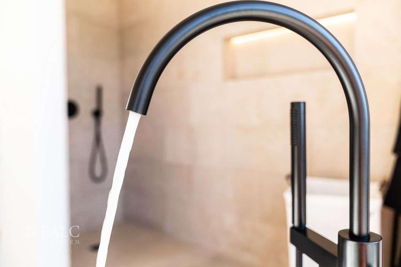 finca-cala-llombards-19