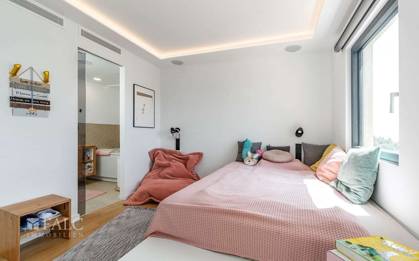 apartment-portals-nous-13