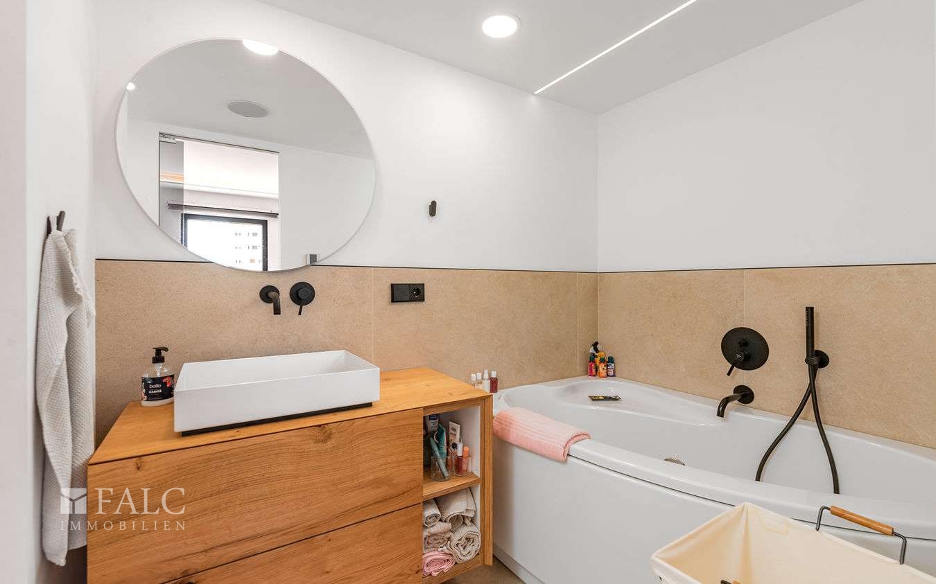 apartment-portals-nous-11