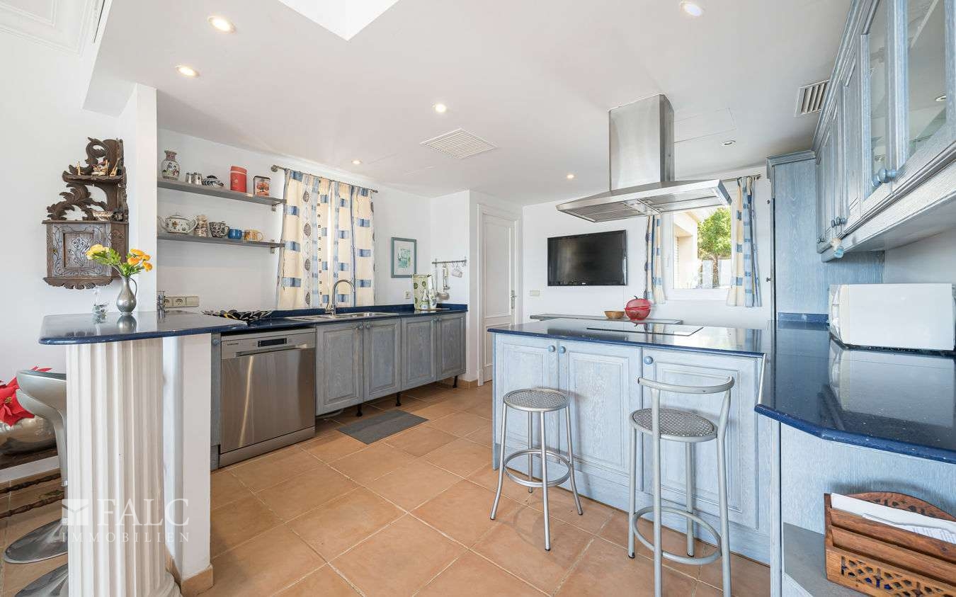 villa-costa-de-la-calma-11