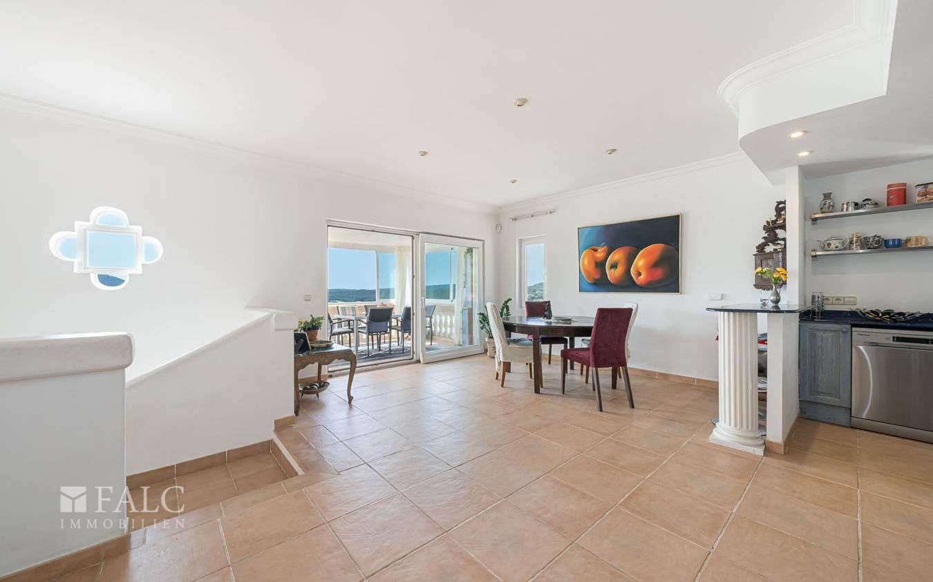 villa-costa-de-la-calma-10