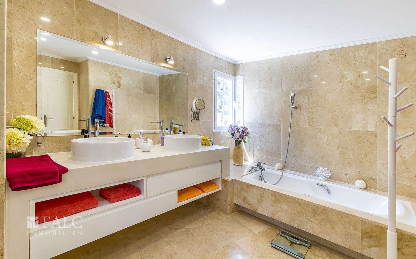 villa-camp-de-mar-14