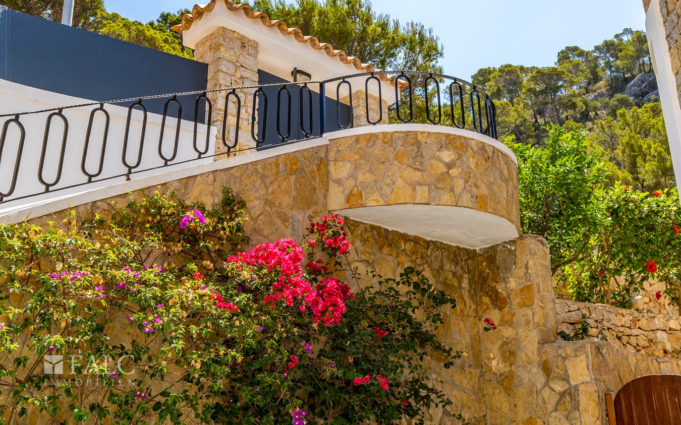 villa-camp-de-mar-25