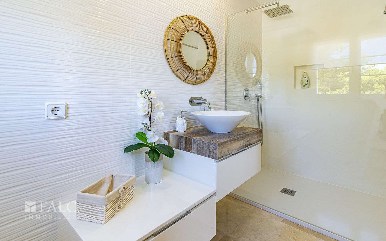 villa-camp-de-mar-16