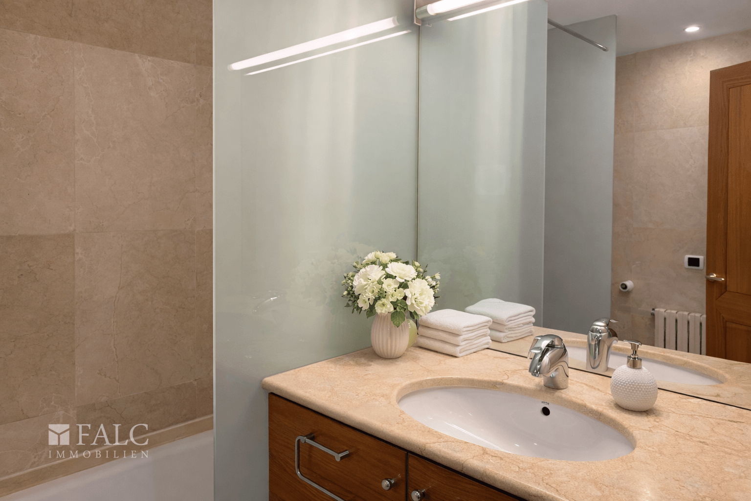 Badezimmer Schlafzimmer 2