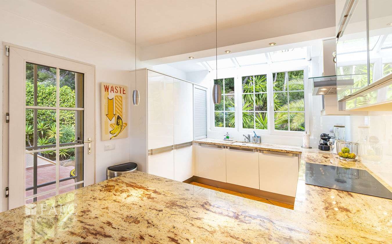 villa-costa-de-la-calma-11