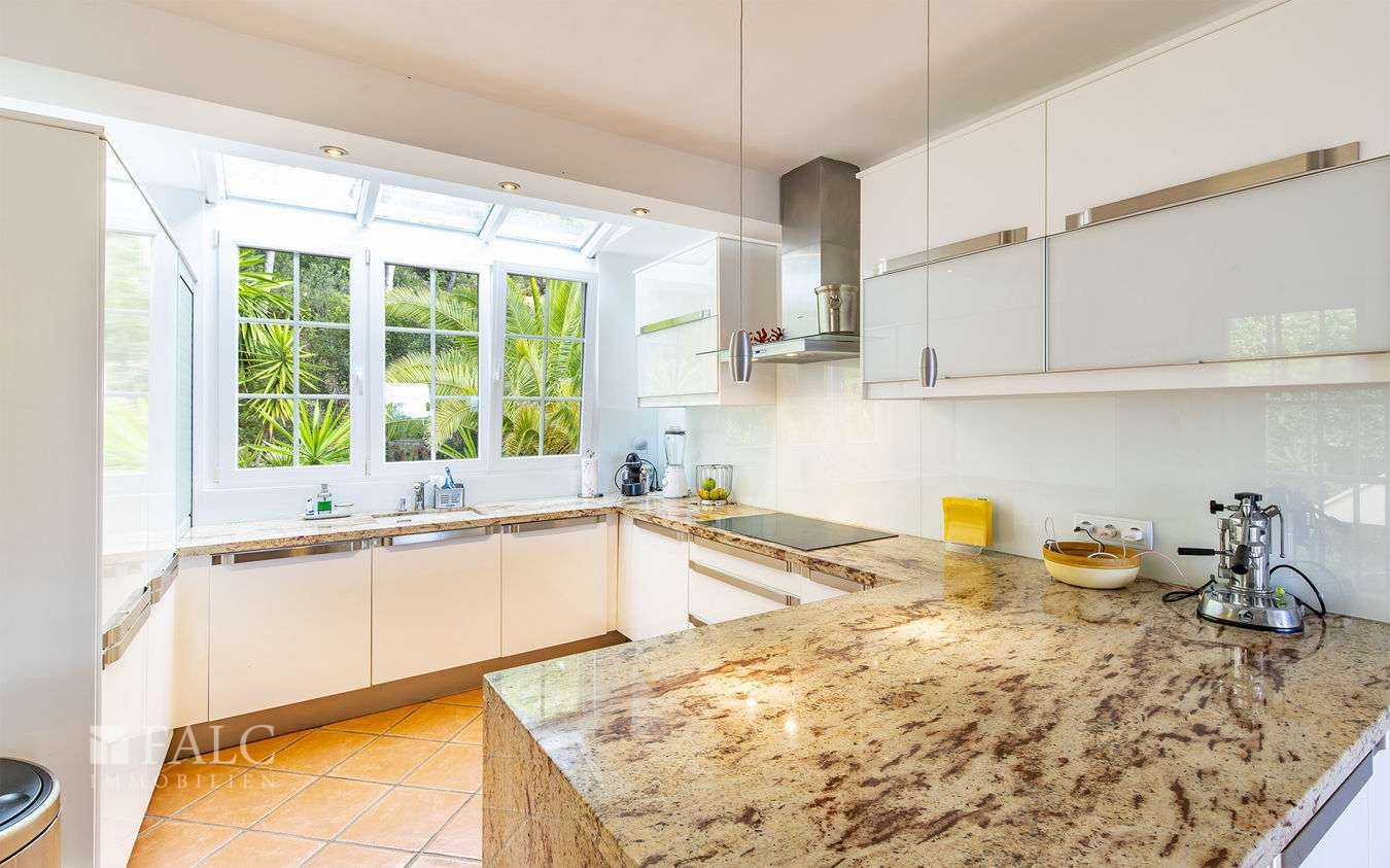 villa-costa-de-la-calma-10