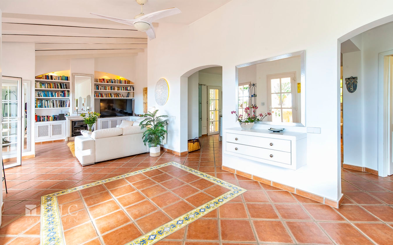 villa-costa-de-la-calma-7