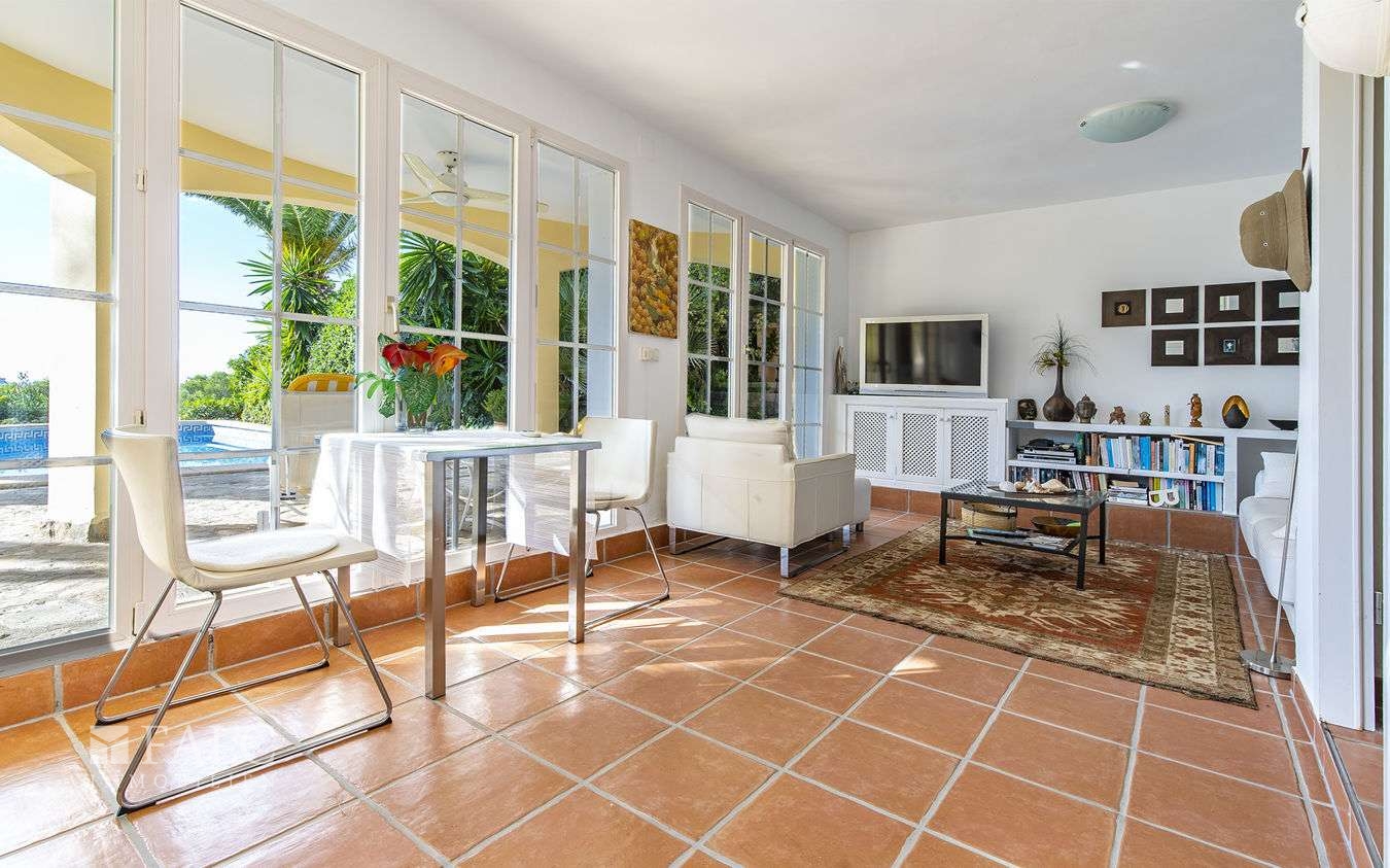 villa-costa-de-la-calma-12