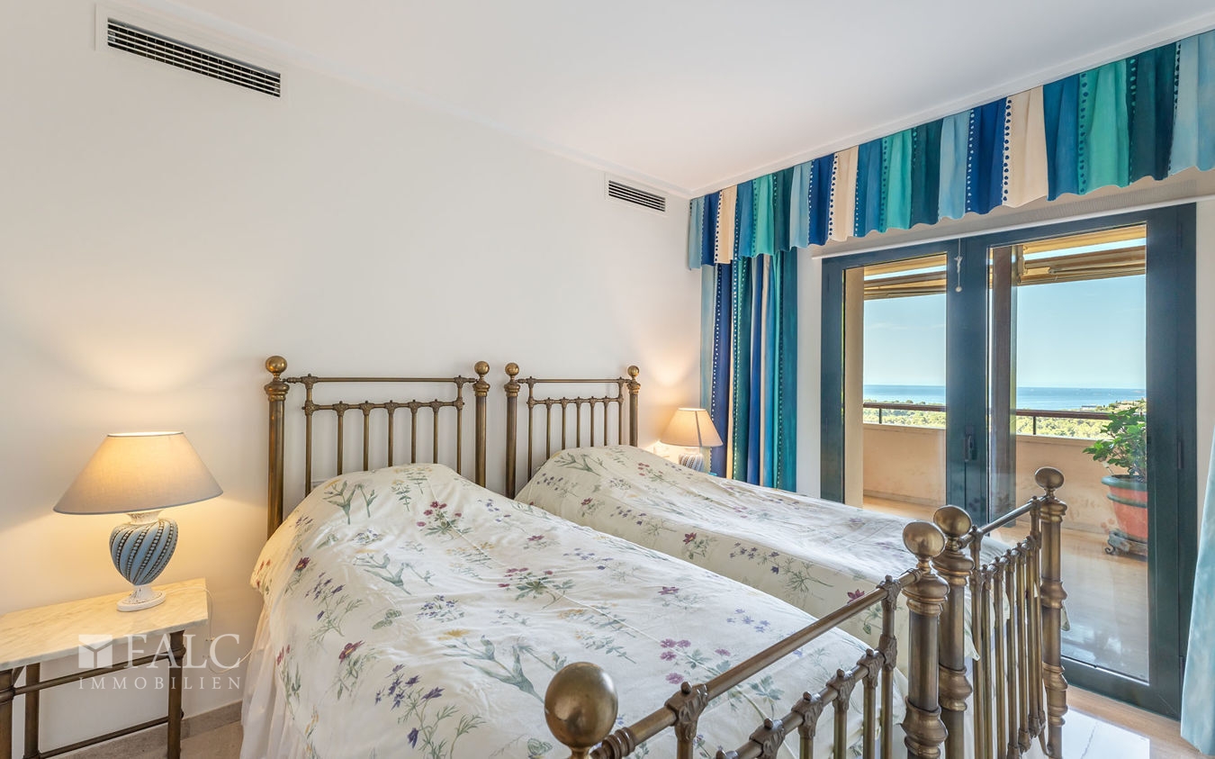 penthouse-cas-catala-21