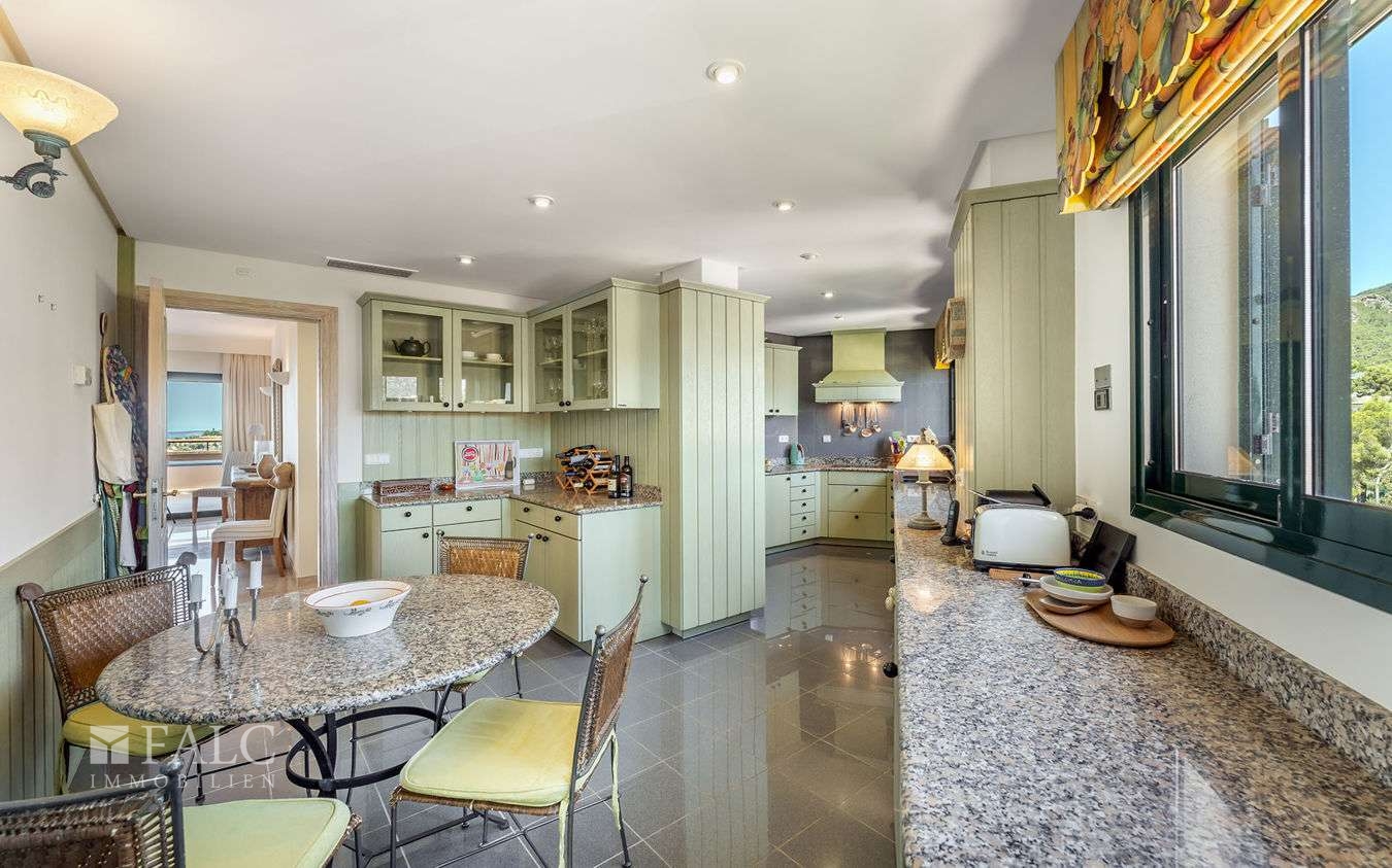 penthouse-cas-catala-11