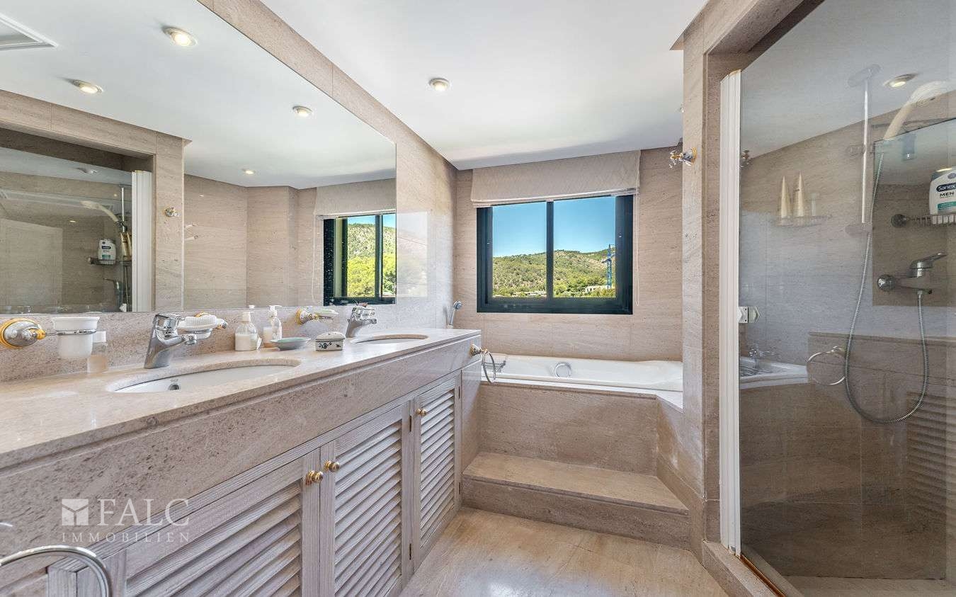 penthouse-cas-catala-17