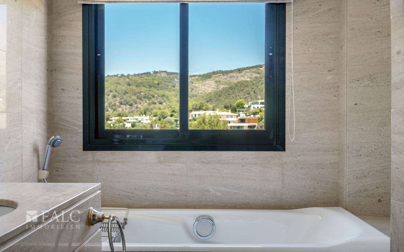 penthouse-cas-catala-18