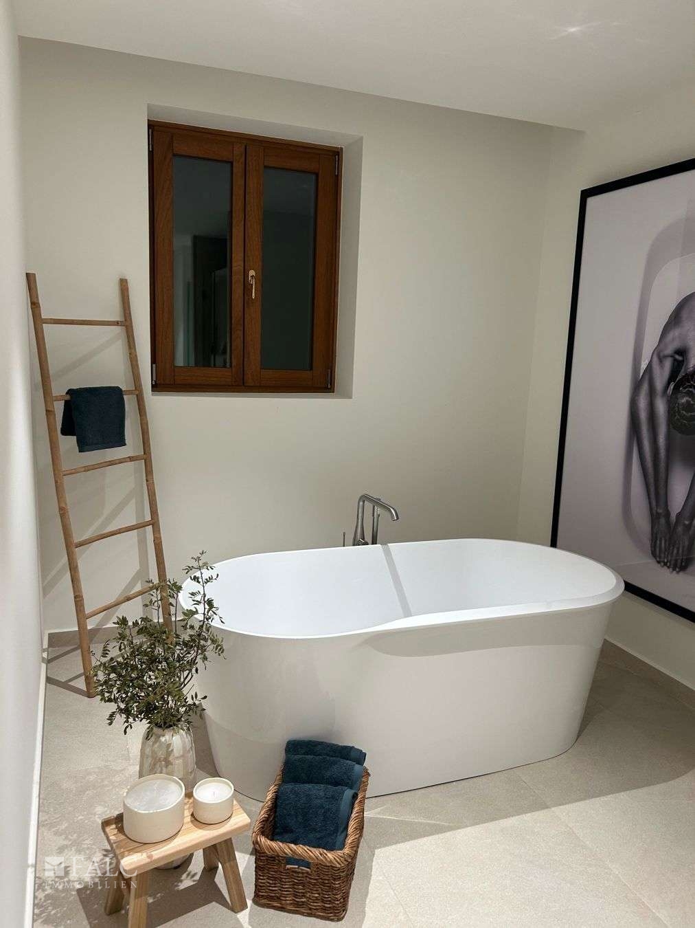 WhatsApp Image 2024-10-14 at 20.44.59