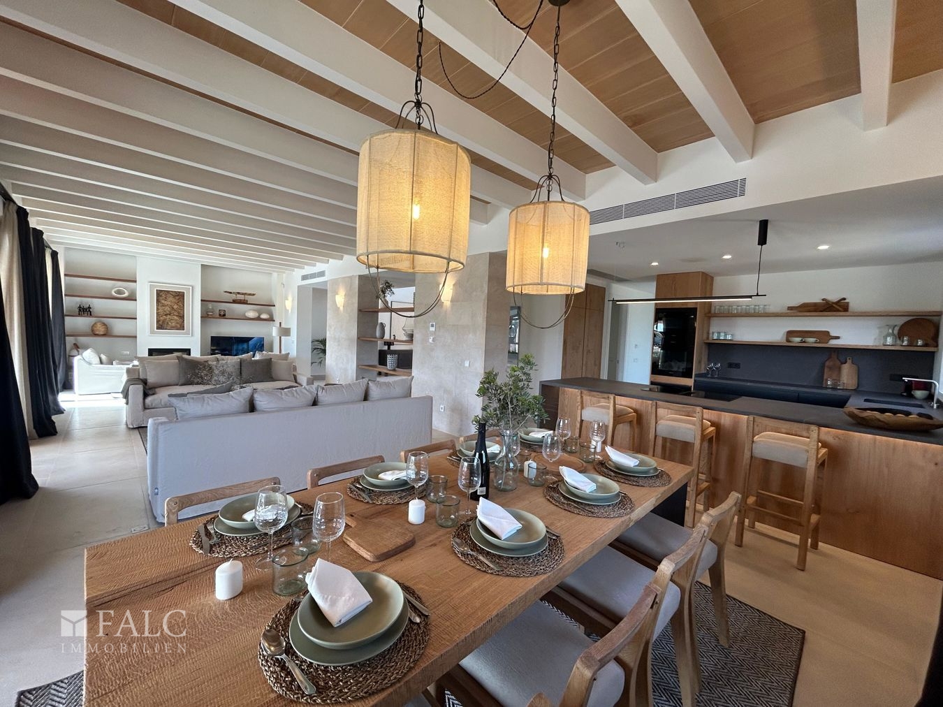 WhatsApp Image 2024-10-14 at 20.46.34