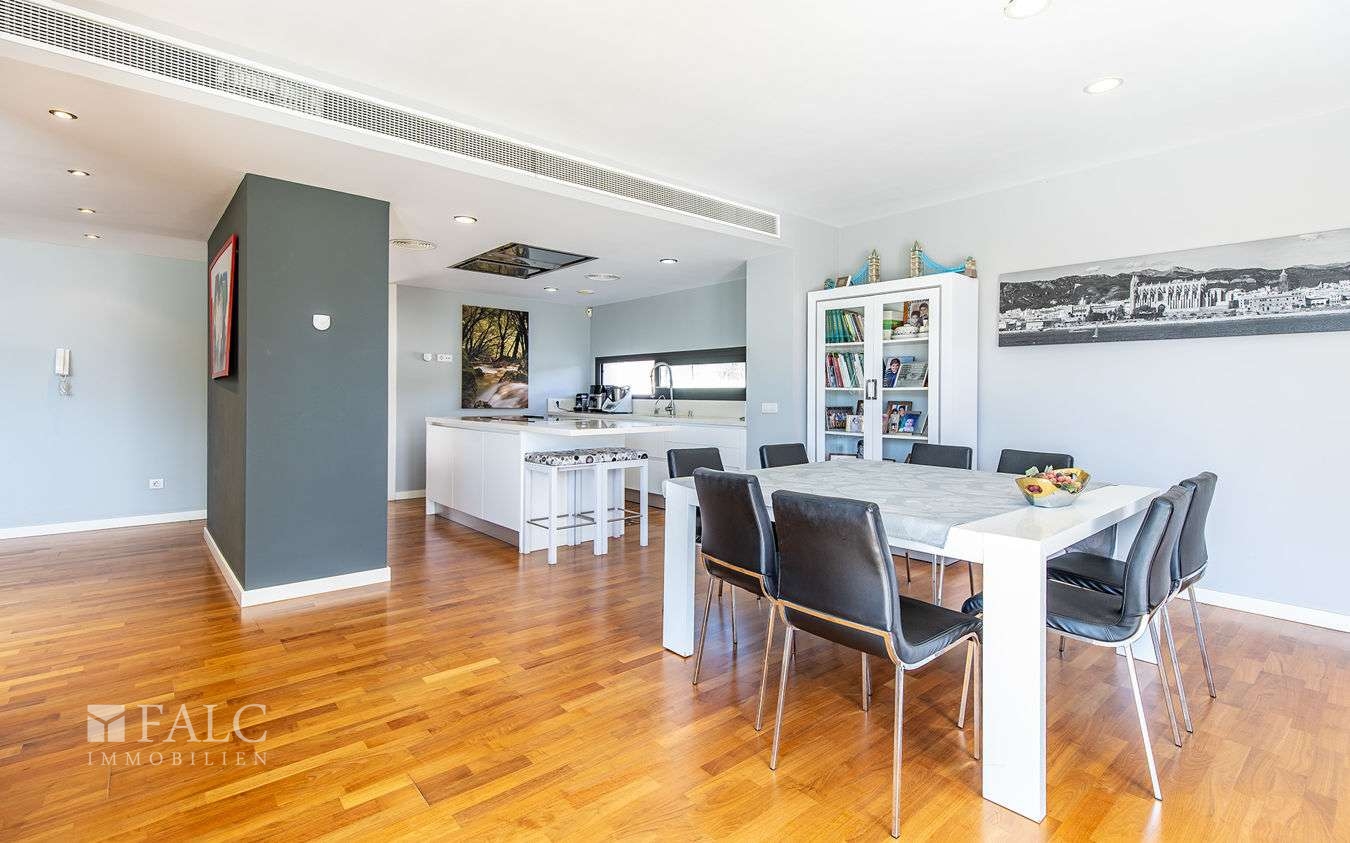 Wohn-/Esszimmer