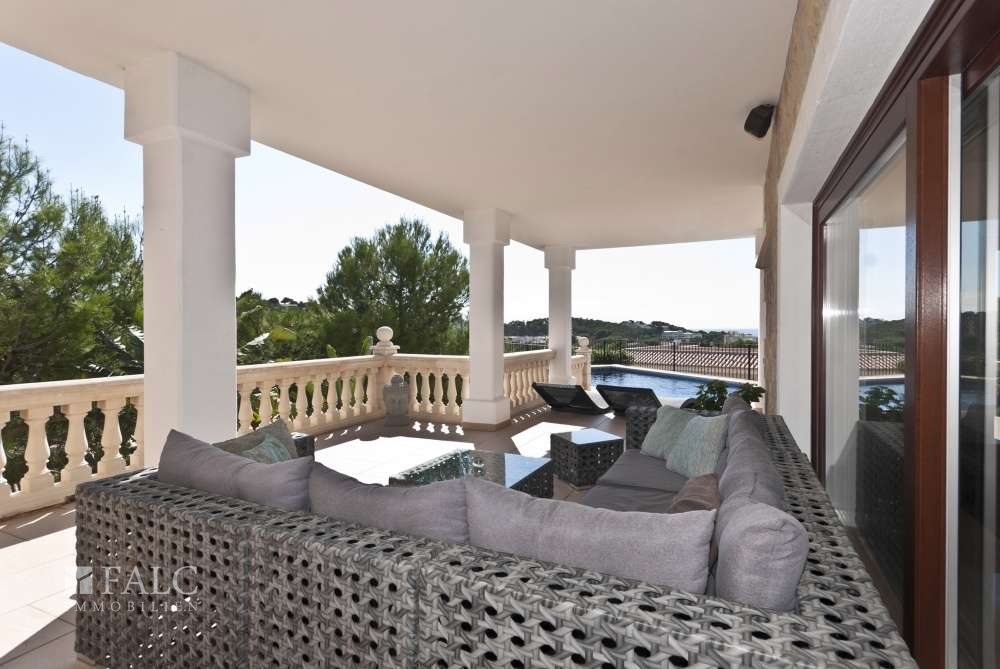 Terrasse mit Blick auf Santa Ponsa