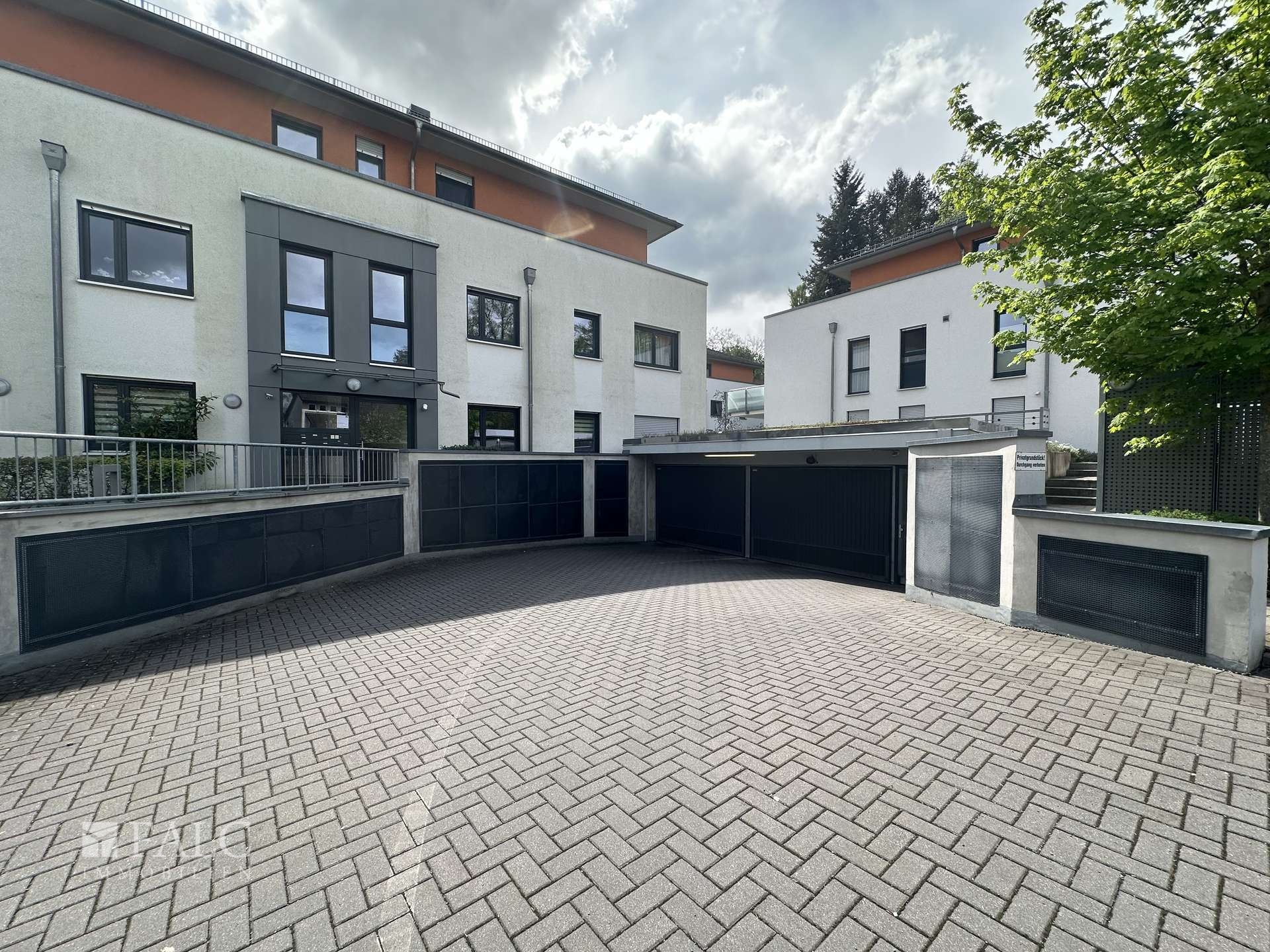 Einfahrt Tiefgarage