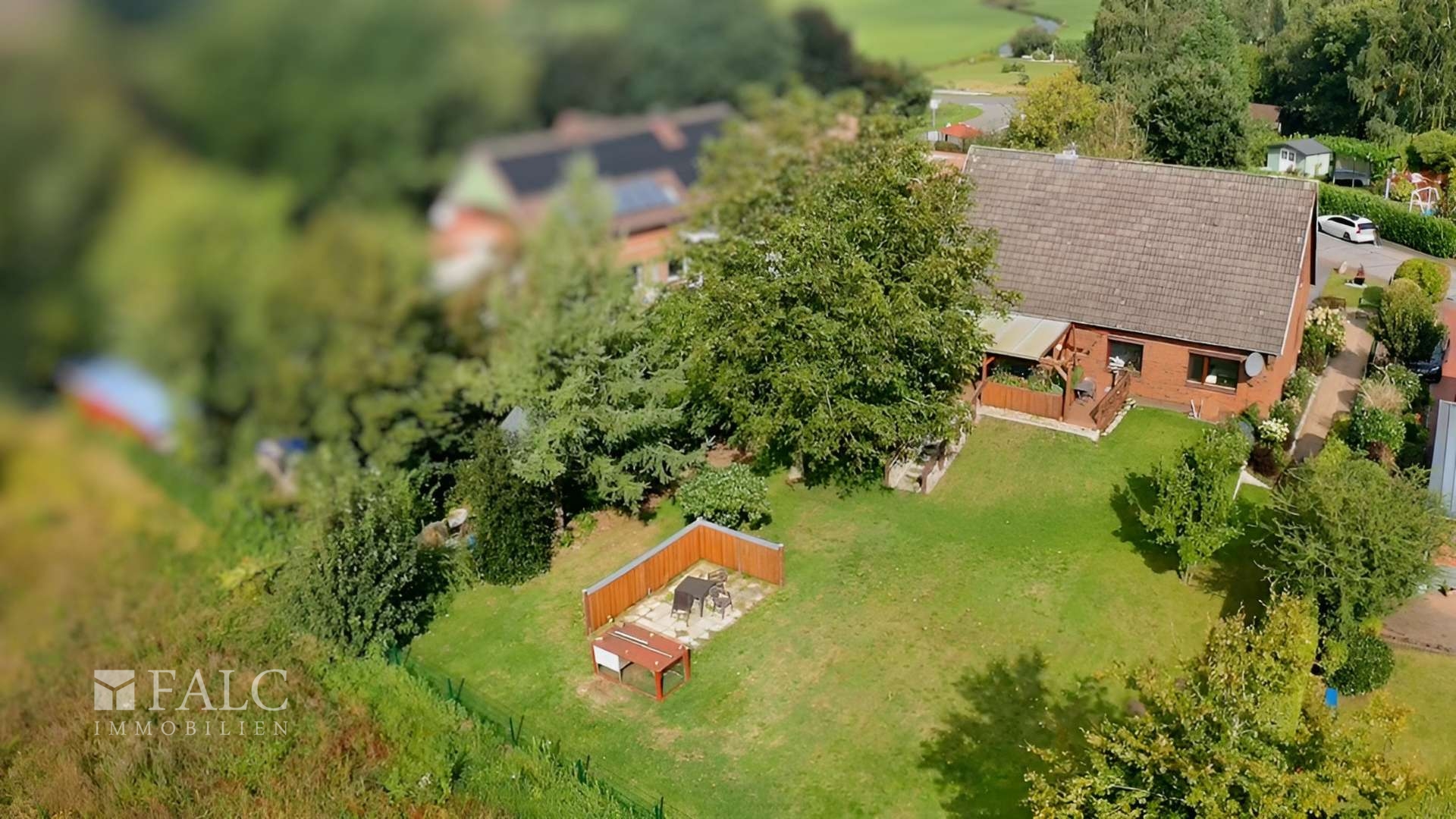 Luftbild_Haus_Grundstück