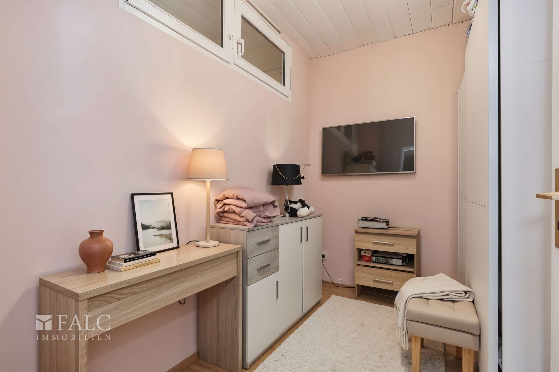 Wohnung 3. OG - Abstellraum - (KI generiert)