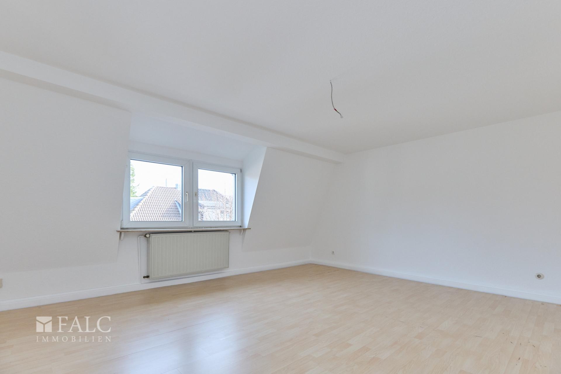 Wonzimmer / Schlafzimmer DG