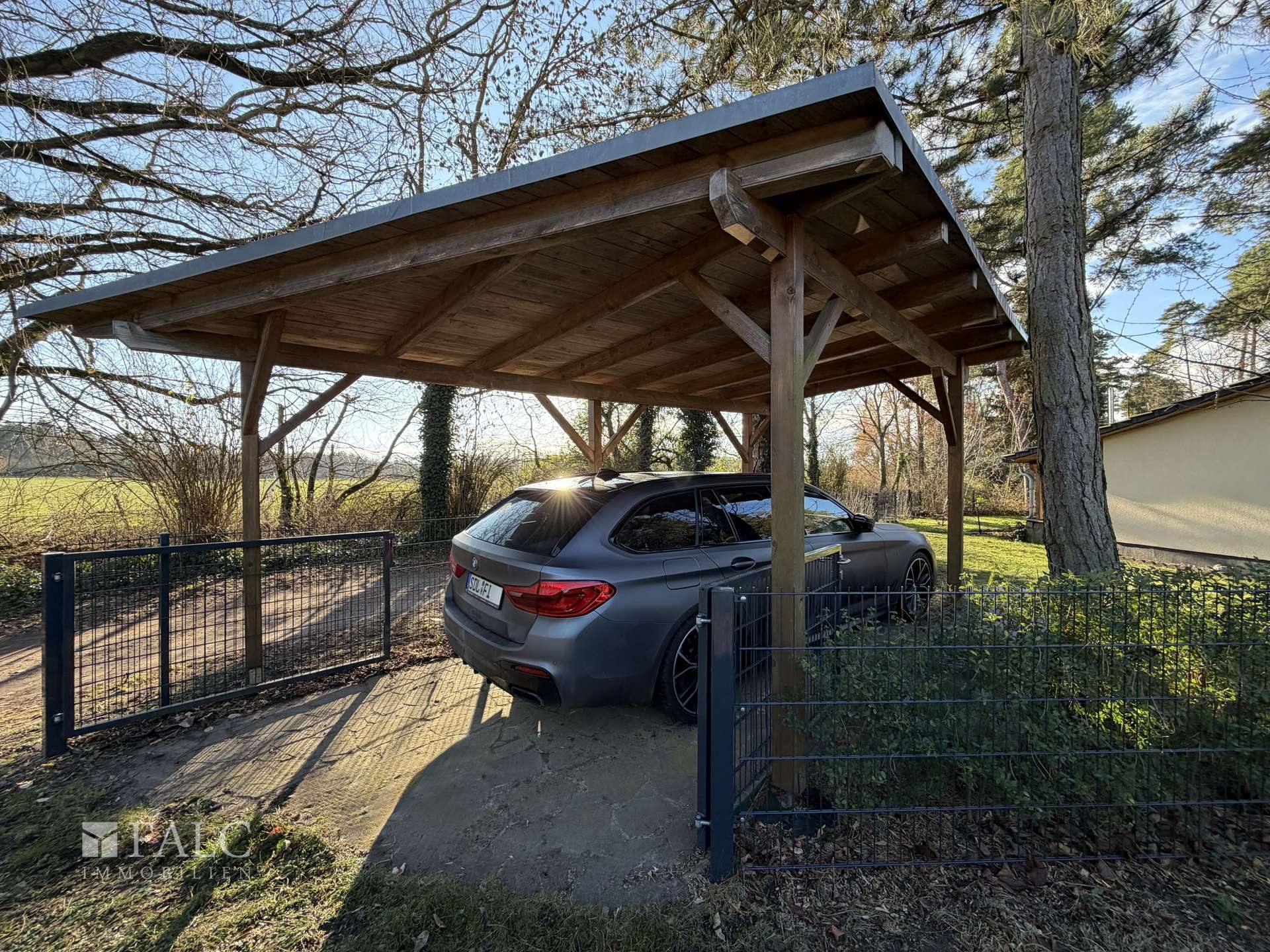 Carport